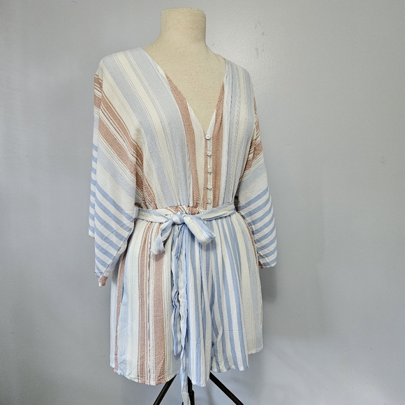 Olive Scent Pants - Olive Scent Stripe Three-Quarter Sleeve Romper Medium NEW